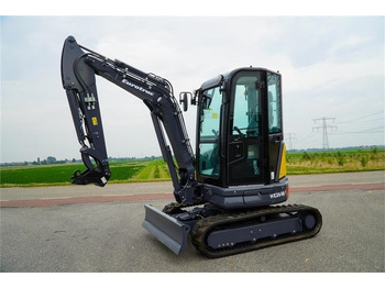 Mini pelle Eurotrac HE26-SR: photos 2