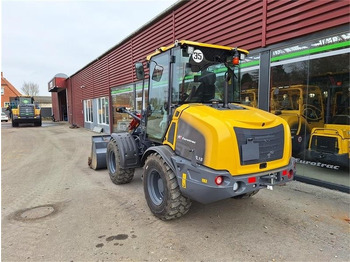 Chargeuse sur pneus Eurotrac WL18: photos 4