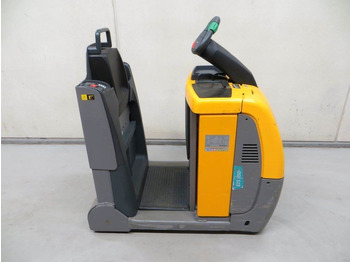 Tracteur portuaire JUNGHEINRICH