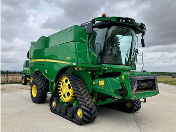 Moissonneuse-batteuse JOHN DEERE S790