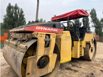 Compacteur DYNAPAC CC622: photos 3