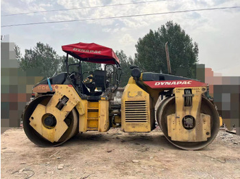 Compacteur DYNAPAC CC622: photos 4