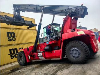 Reach stacker Kalmar DRF450 Sweden Kalmar Used 45 Ton Reach Stacker for Containers to Popularly Sell: photos 5 Reach stacker Kalmar DRF450 Sweden Kalmar Used 45 Ton Reach Stacker for Containers to Popularly Sell: photos 5