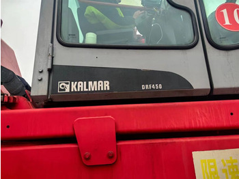 Reach stacker Kalmar DRF450 Sweden Kalmar Used 45 Ton Reach Stacker for Containers to Popularly Sell: photos 4 Reach stacker Kalmar DRF450 Sweden Kalmar Used 45 Ton Reach Stacker for Containers to Popularly Sell: photos 4