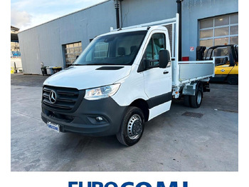 Utilitaire benne MERCEDES-BENZ