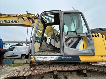 Pelle NEW HOLLAND E215B