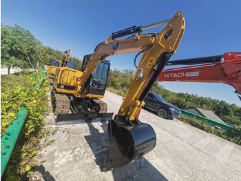 Mini pelle CATERPILLAR 305.5E2: photos 3 Mini pelle CATERPILLAR 305.5E2: photos 3