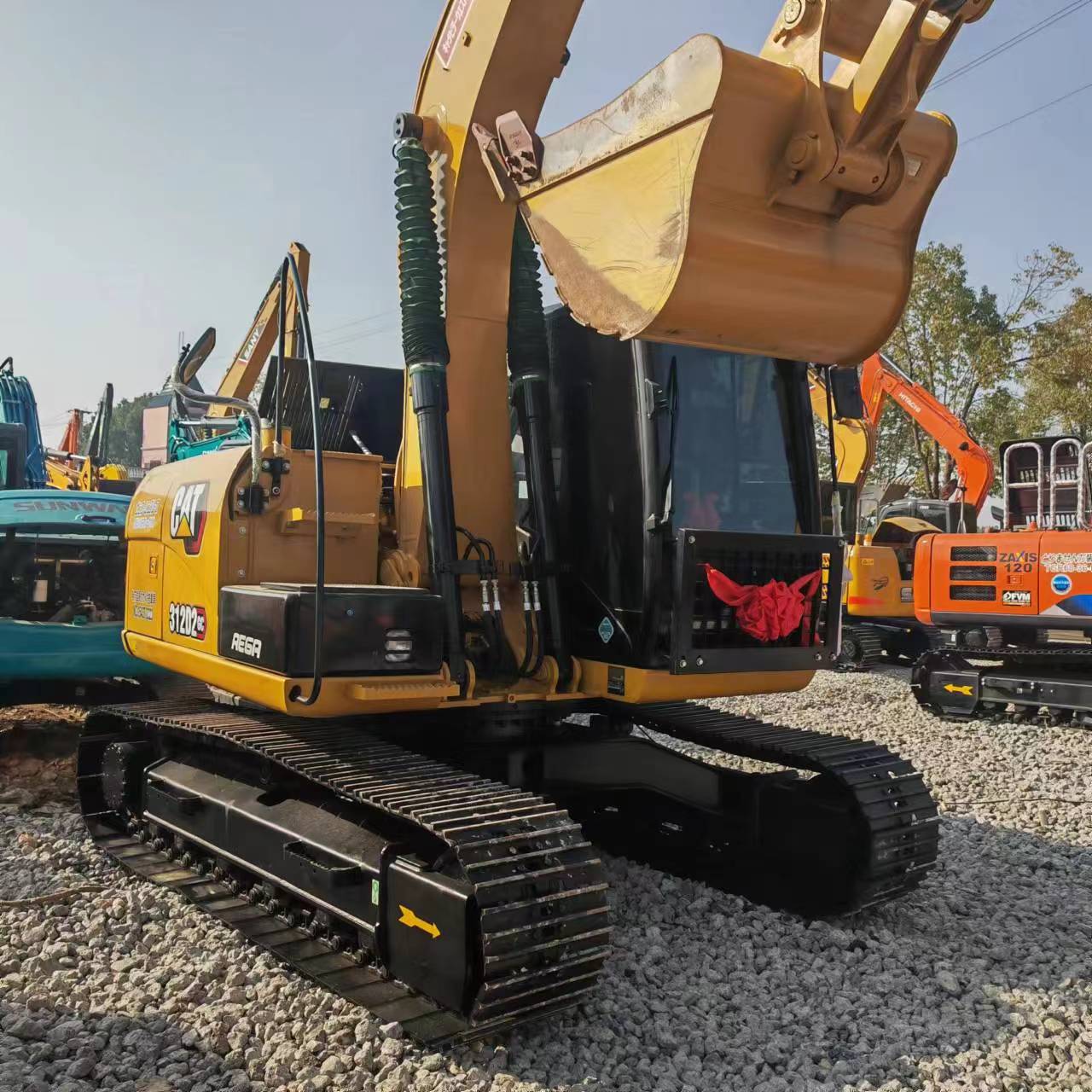 Pelle sur chenille CATERPILLAR 312D2: photos 2 Pelle sur chenille CATERPILLAR 312D2: photos 2