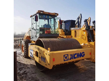 Compacteur à pieds de mouton/ Monocylindre XCMG XS223J