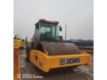 Rouleau compresseur XCMG XS263J