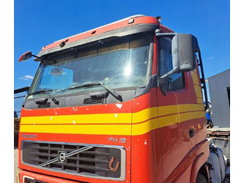 Cabine pour Camion Volvo SPRZEDAM KABINĘ FH 16 EURO 5 NISKA. Volvo: photos 2 Cabine pour Camion Volvo SPRZEDAM KABINĘ FH 16 EURO 5 NISKA. Volvo: photos 2