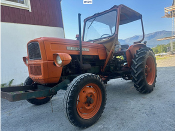 Tracteur agricole FIAT