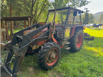 Tracteur agricole ZETOR