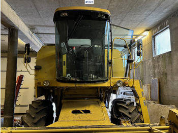 1992 New Holland TC52 Combine en leasing occasion 1992 New Holland TC52 Combine: photos 4