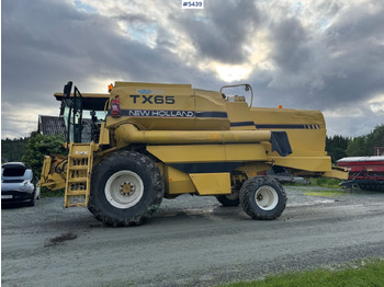 1995 New Holland TX65 m/ 20 fot skjærebord og henger en leasing occasion 1995 New Holland TX65 m/ 20 fot skjærebord og henger: photos 3 1995 New Holland TX65 m/ 20 fot skjærebord og henger en leasing occasion 1995 New Holland TX65 m/ 20 fot skjærebord og henger: photos 3