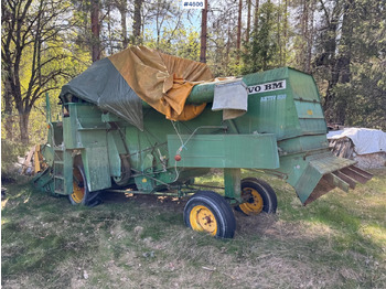 Moissonneuse-batteuse 2 Volvo BM Aktiv 800 threshers: photos 5