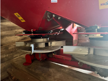 Distributeur d'engrais Kverneland Accord Fertilizer spreader: photos 2