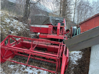 Moissonneuse-batteuse Massey-Ferguson 186-6 Combine harvester.: photos 4
