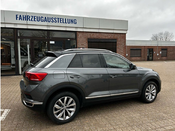 SUV Volkswagen T-Roc Style: photos 2