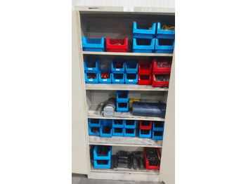 Tuerenschrank 1950x930x400 en leasing occasion Tuerenschrank 1950x930x400: photos 3 Tuerenschrank 1950x930x400 en leasing occasion Tuerenschrank 1950x930x400: photos 3