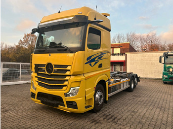 Camion ampliroll MERCEDES-BENZ Actros 2545