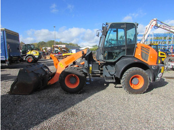 Chargeuse sur pneus KOMATSU WA100