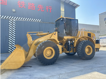 Chargeuse sur pneus CATERPILLAR 966H