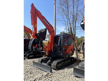 Mini pelle Doosan DX60: photos 3