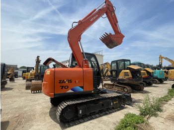 Pelle sur chenille HITACHI ZX70