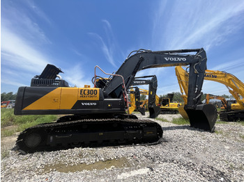 Pelle sur chenille VOLVO EC300DL