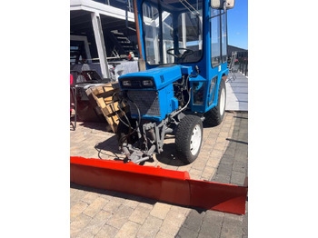 Tracteur agricole ISEKI