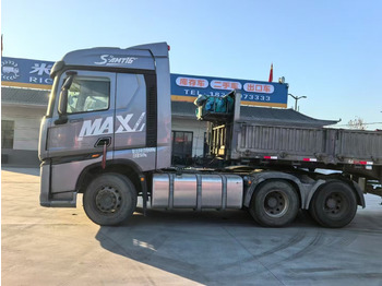 Tracteur routier SINOTRUK HOWO
