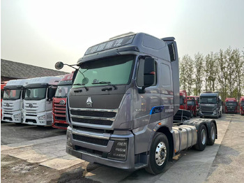 Tracteur routier SINOTRUK HOWO