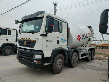 Camion malaxeur SINOTRUK HOWO