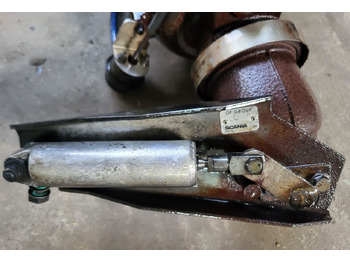 Turbocompresseur pour Camion Scania R PDE 1854855 2057668   Scania R PDE 1854855 2057668 truck: photos 3