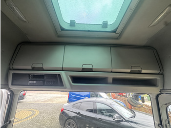 Cabine et intérieur FORD