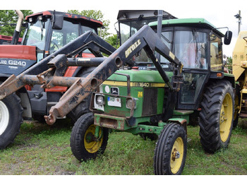 Tracteur agricole JOHN DEERE 1640