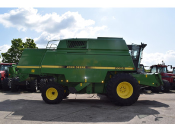 Moissonneuse-batteuse JOHN DEERE 2056