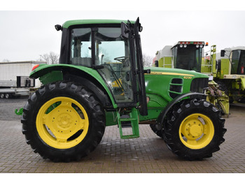 Tracteur agricole JOHN DEERE 6230
