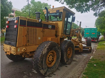 Niveleuse CATERPILLAR 14H