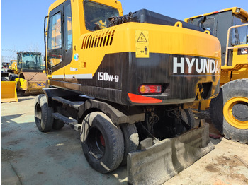 Pelle sur pneus Hyundai R150W-9: photos 2 Pelle sur pneus Hyundai R150W-9: photos 2
