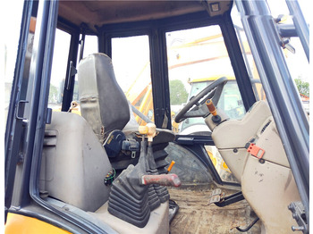 Tractopelle JCB 4CX: photos 2