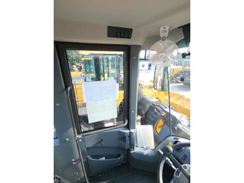 Chargeuse sur pneus neuf SDLG 956F: photos 5