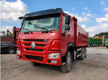 Camion benne SINOTRUK HOWO
