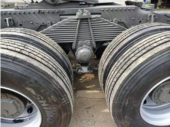 Tracteur routier Howo 371: photos 3