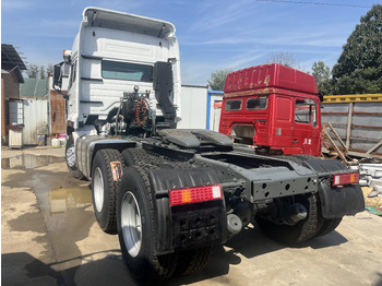 Tracteur routier SINOTRUK HOWO trailer head: photos 4