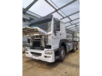 Tracteur routier SINOTRUK HOWO