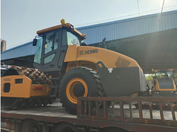 Rouleau compresseur XCMG XS203J