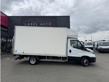 Fourgon grand volume IVECO Daily 35c16