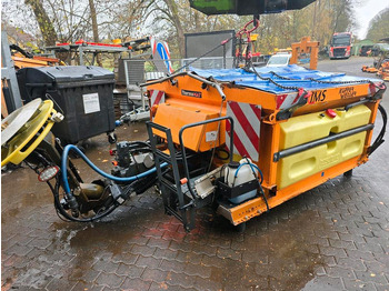 Epandeur de sable UNIMOG